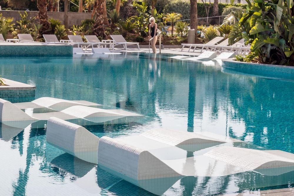 Aqua Hotel Silhouette & Spa - Adults Only Малґрат-да-Мар Екстер'єр фото